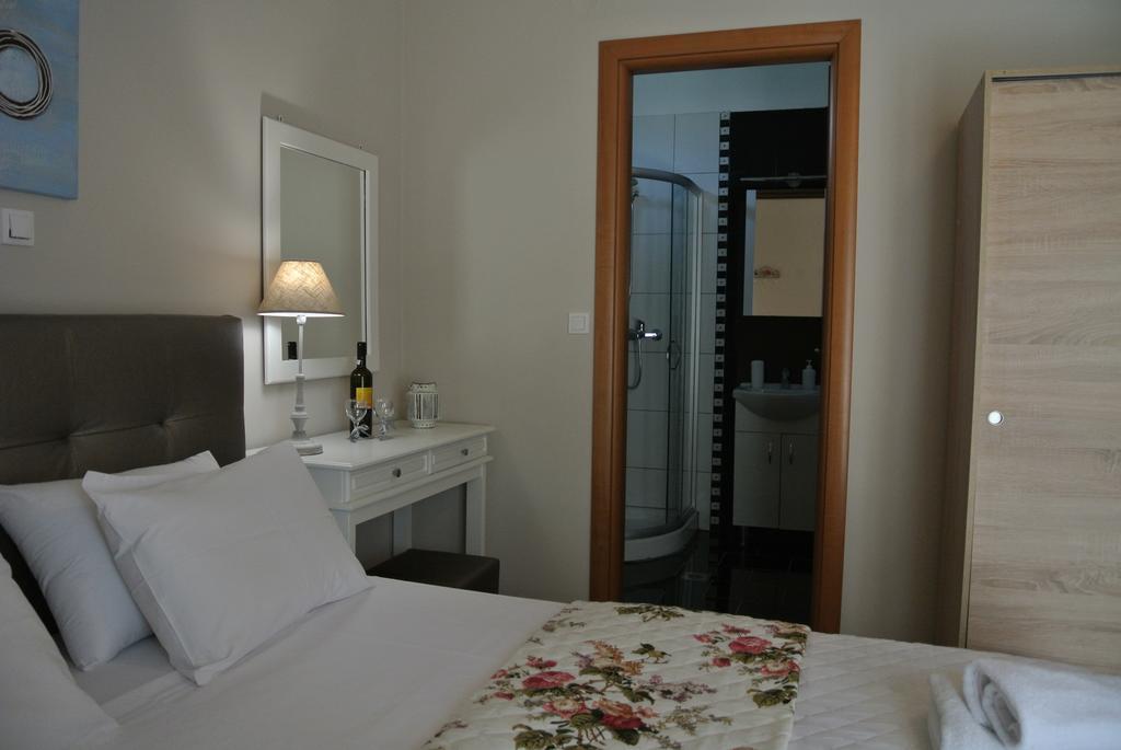 Villa Athanasia Limenas  Room photo